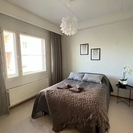 Annalan Helmi - Viihtyisae Koti Hyvillae Kulkuyhteyksillae Ja Saunalla Apartment *