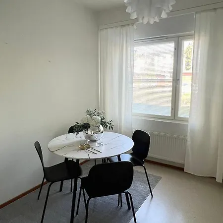 Annalan Helmi - Viihtyisae Koti Hyvillae Kulkuyhteyksillae Ja Saunalla