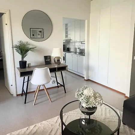 Annalan Helmi - Viihtyisae Koti Hyvillae Kulkuyhteyksillae Ja Saunalla Tampere