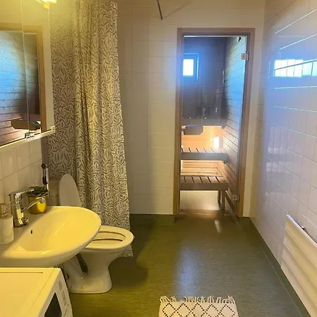 Apartment Annalan Helmi - Viihtyisae Koti Hyvillae Kulkuyhteyksillae Ja Saunalla