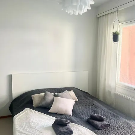 Annalan Helmi - Viihtyisae Koti Hyvillae Kulkuyhteyksillae Ja Saunalla * Tampere